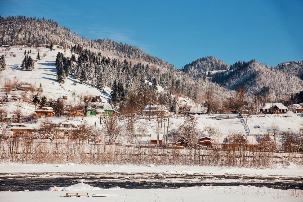 Gorycvit Hotel Verkhniy Yasenov ภายนอก รูปภาพ