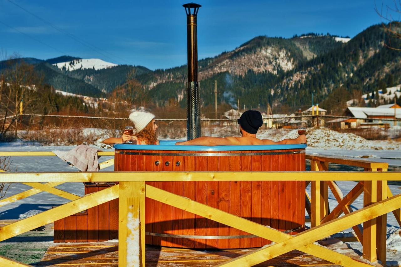 Gorycvit Hotel Verkhniy Yasenov ภายนอก รูปภาพ